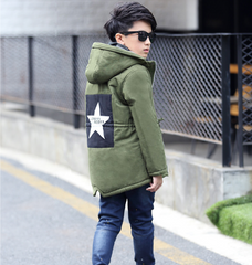 Five-pointed star trench coat